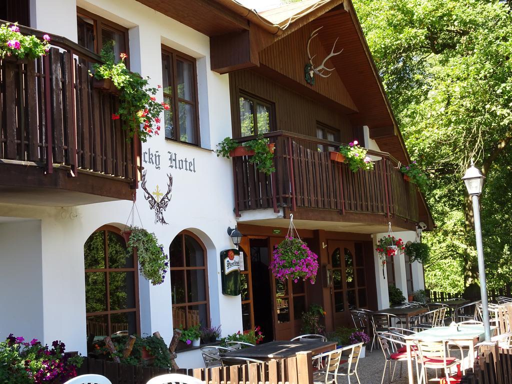 Lovecký hotel Jívák Loucen Exterior foto