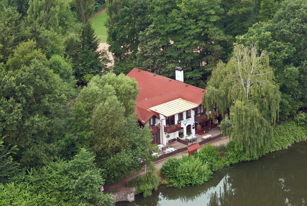 Lovecký hotel Jívák Loucen Exterior foto