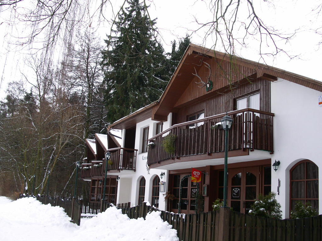 Lovecký hotel Jívák Loucen Exterior foto